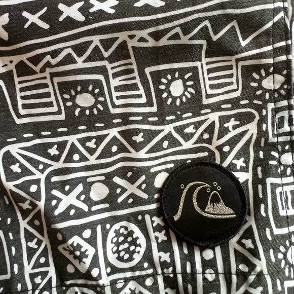 Men’s Quicksilver Volley Shorts - Picture 3 of 7